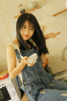 年轻的阿姨2